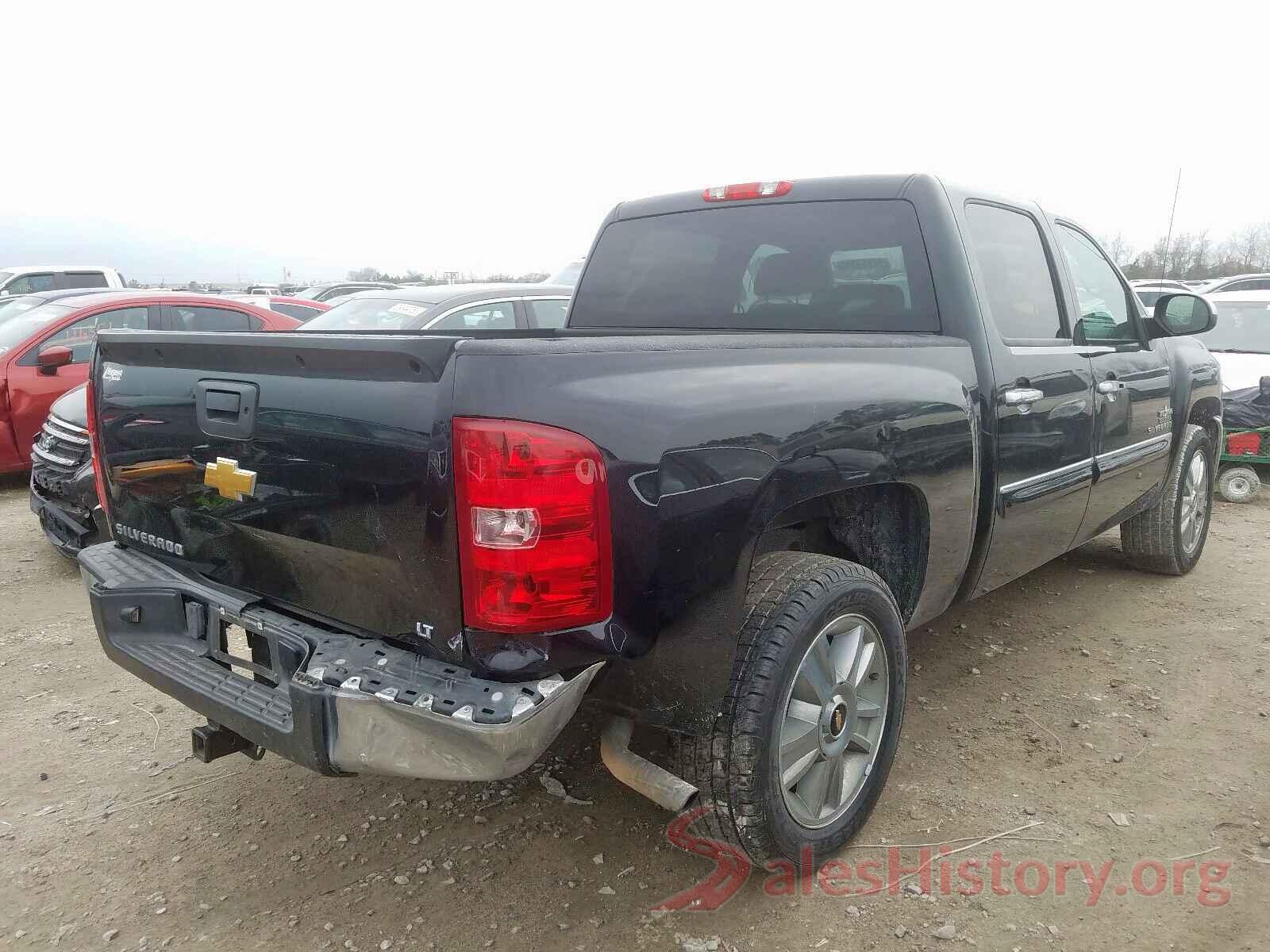 KNDJ33AU3L7017403 2013 CHEVROLET SILVERADO