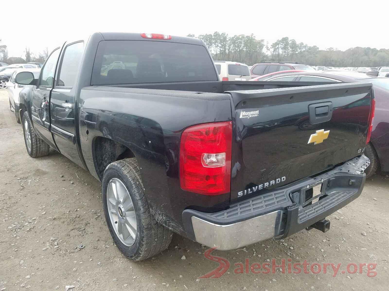 KNDJ33AU3L7017403 2013 CHEVROLET SILVERADO