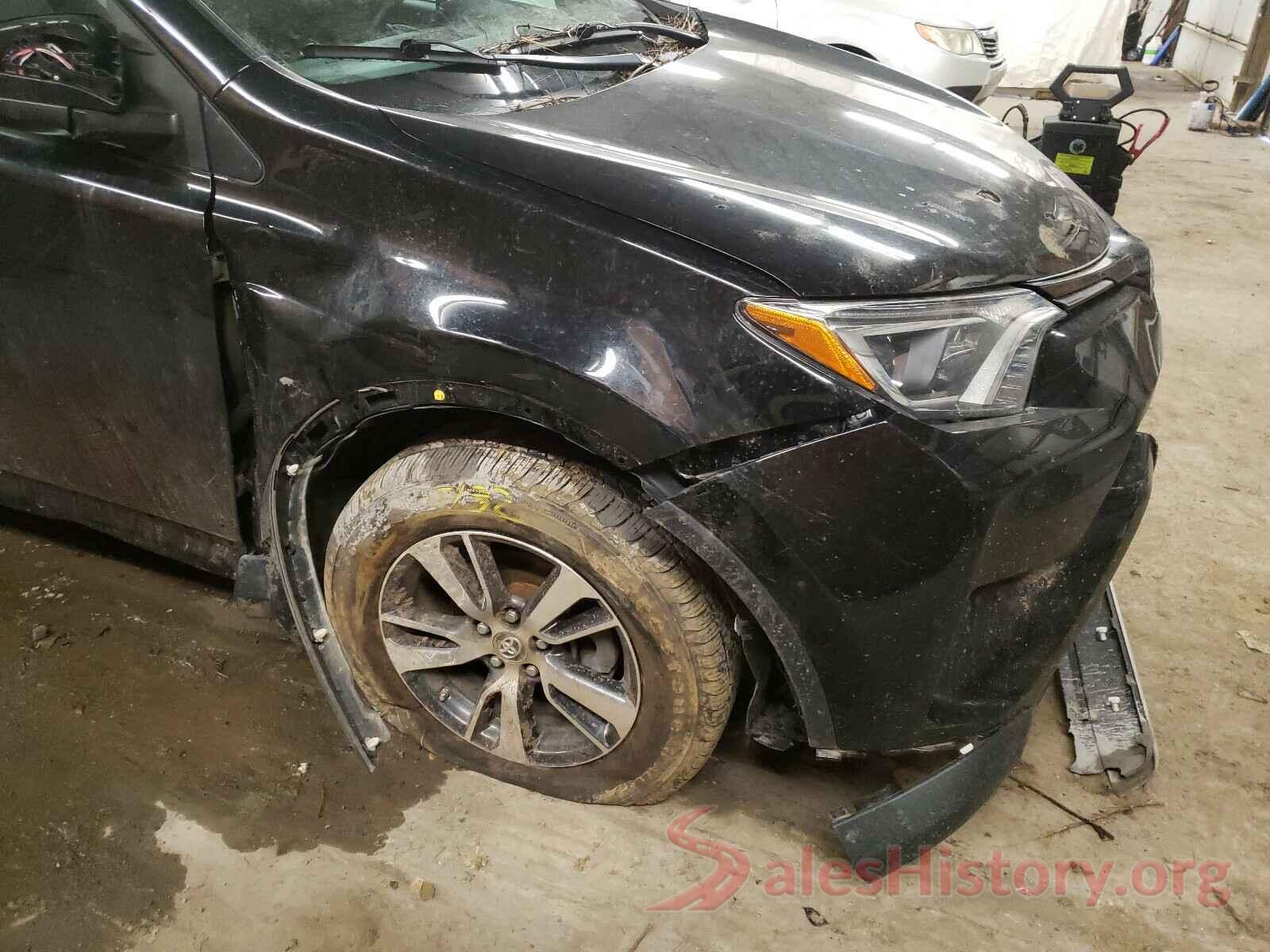 2T3RFREV4GW495131 2016 TOYOTA RAV4