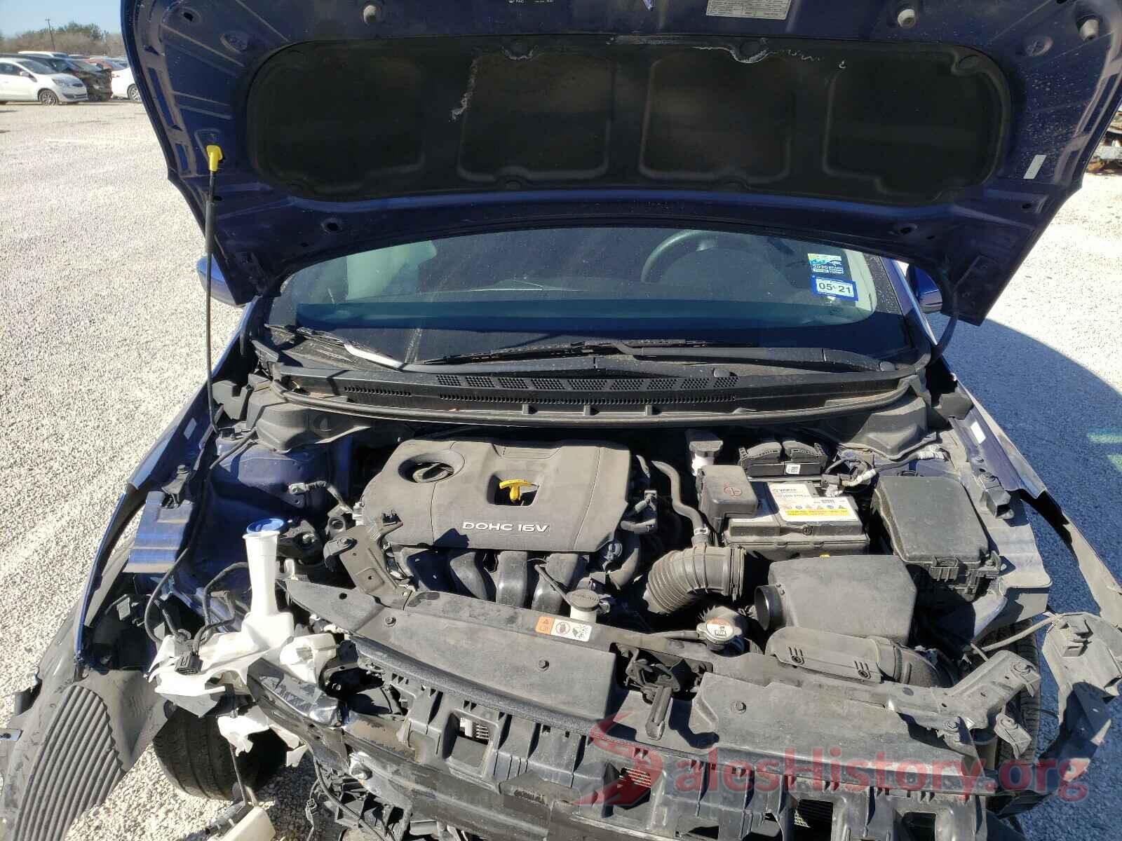 3KPFK4A74JE182818 2018 KIA FORTE