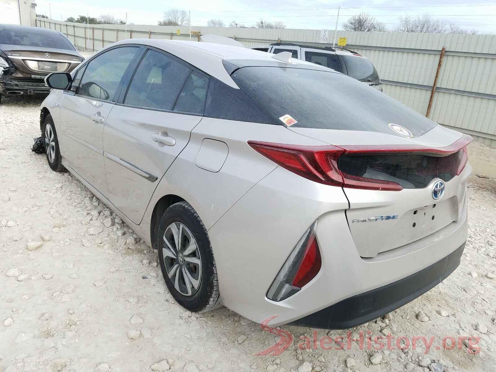 JTDKARFP0J3074436 2018 TOYOTA PRIUS