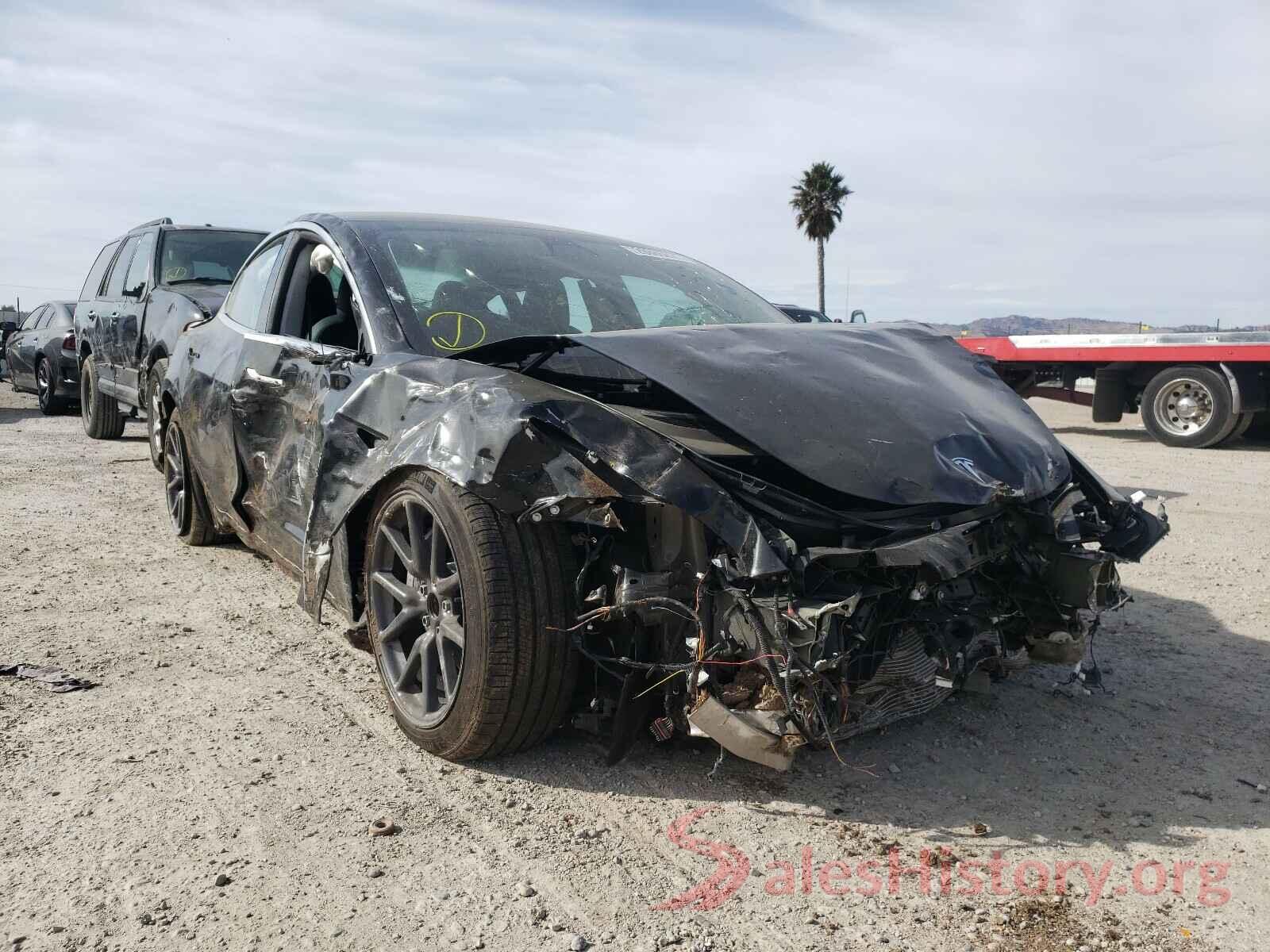 5YJ3E1EA9JF057807 2018 TESLA MODEL 3