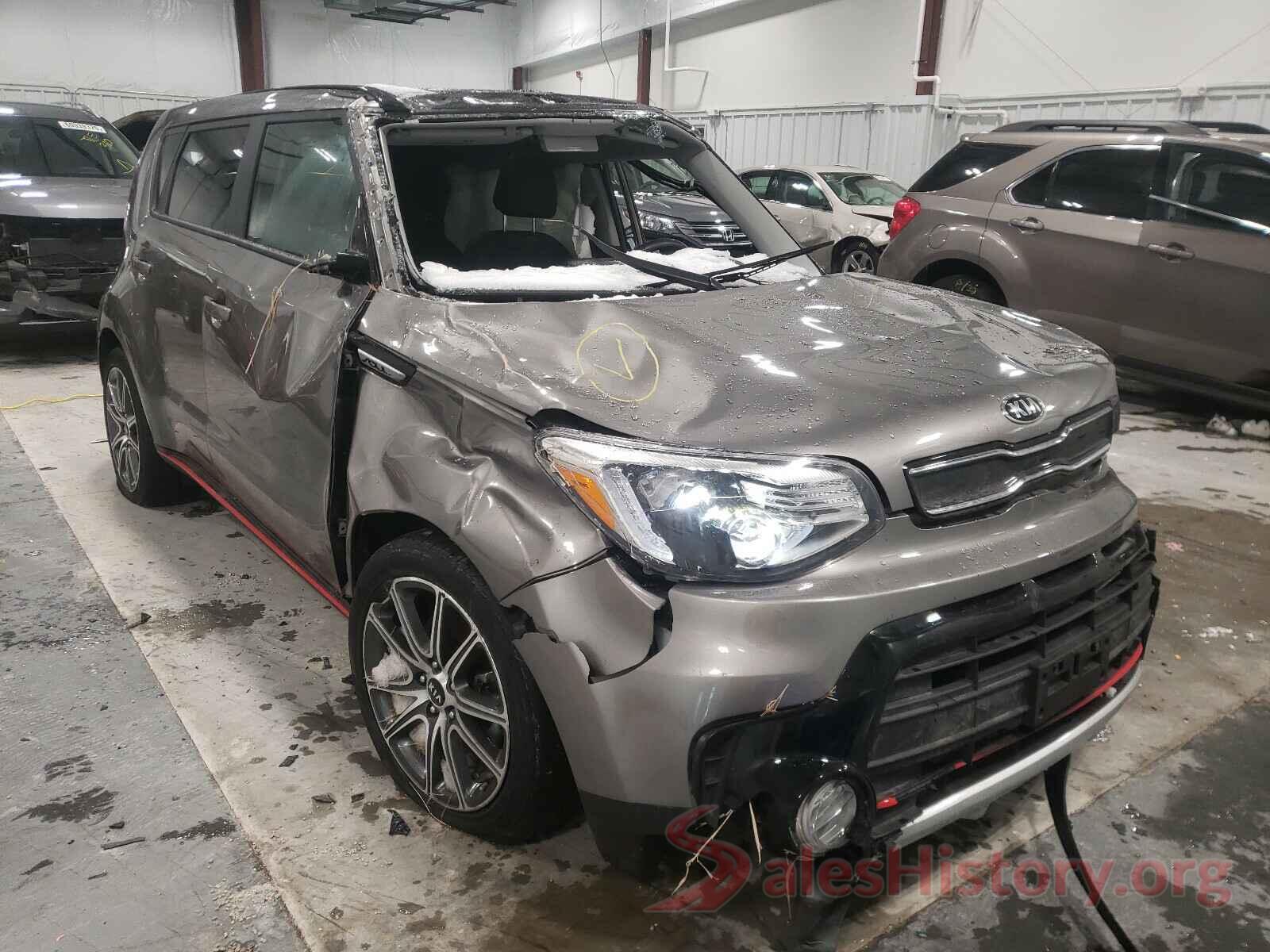 KNDJX3AA1J7529765 2018 KIA SOUL