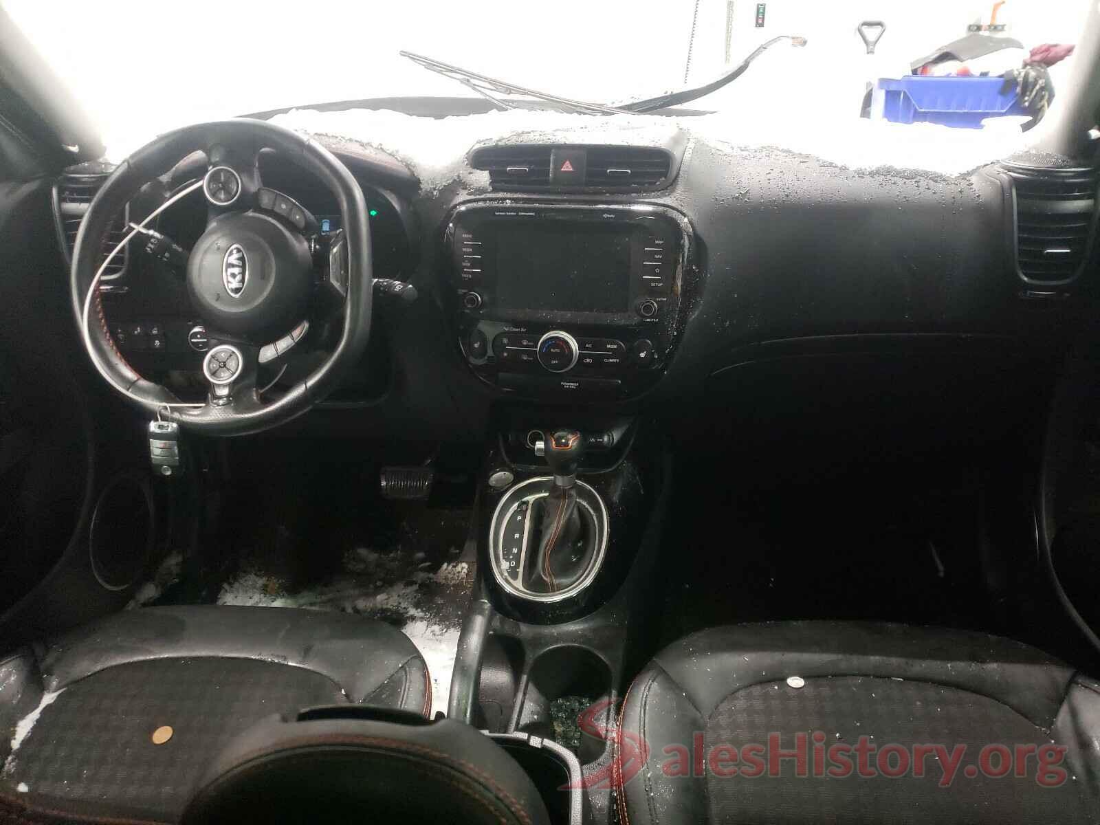 KNDJX3AA1J7529765 2018 KIA SOUL