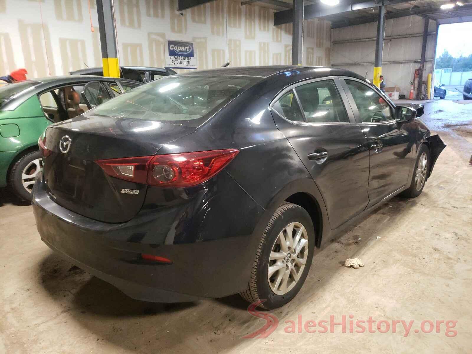 3MZBN1U79JM268421 2018 MAZDA 3