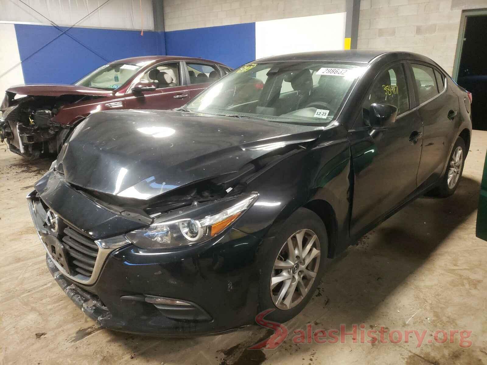 3MZBN1U79JM268421 2018 MAZDA 3