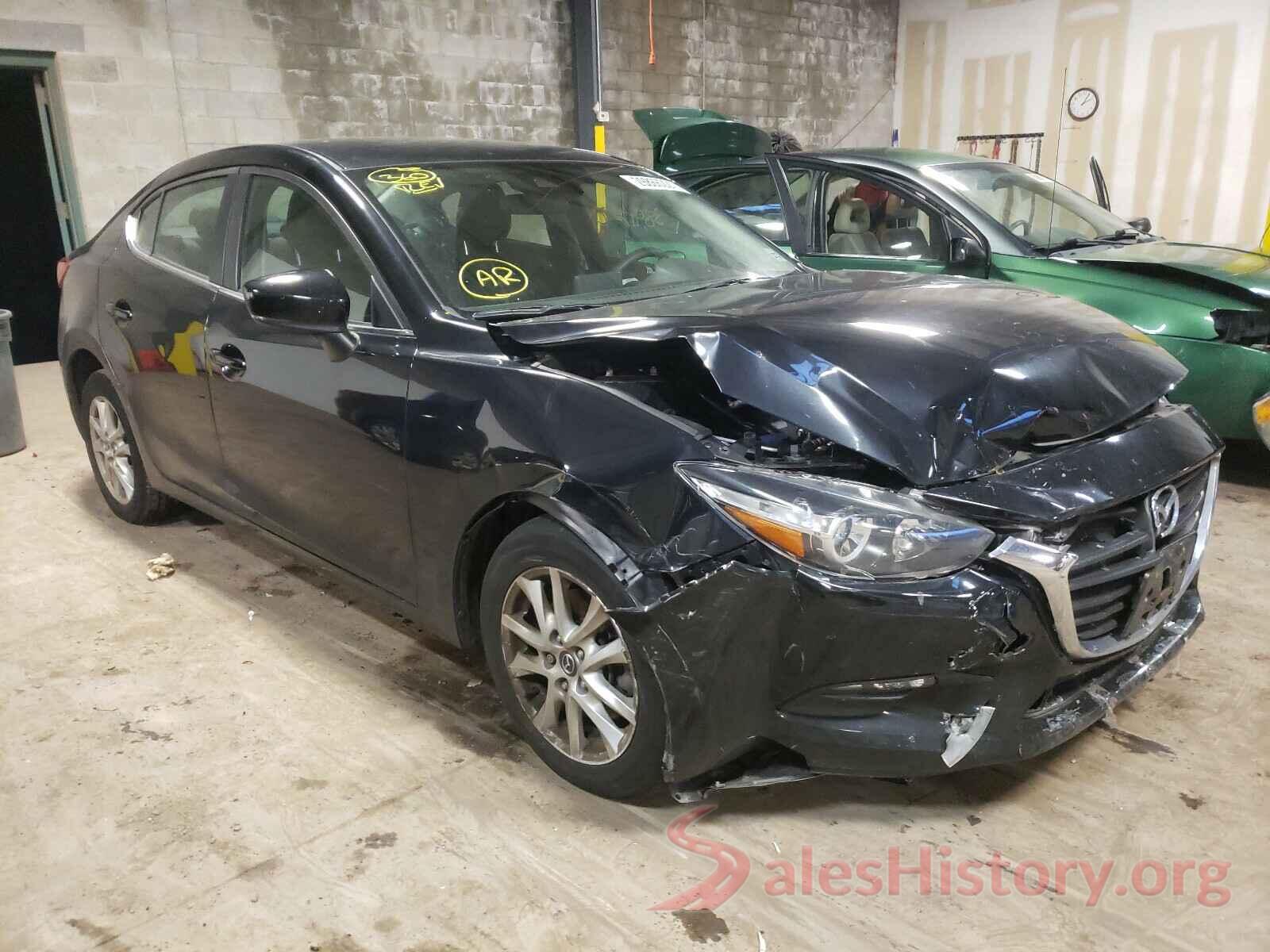 3MZBN1U79JM268421 2018 MAZDA 3