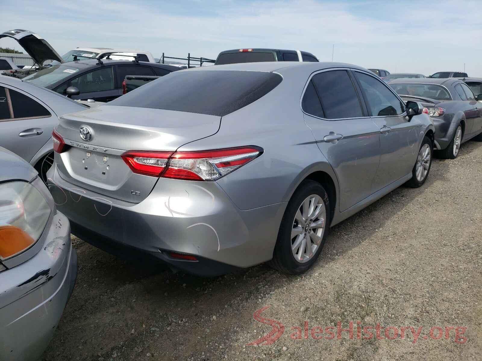 4T1B11HK5JU102403 2018 TOYOTA CAMRY