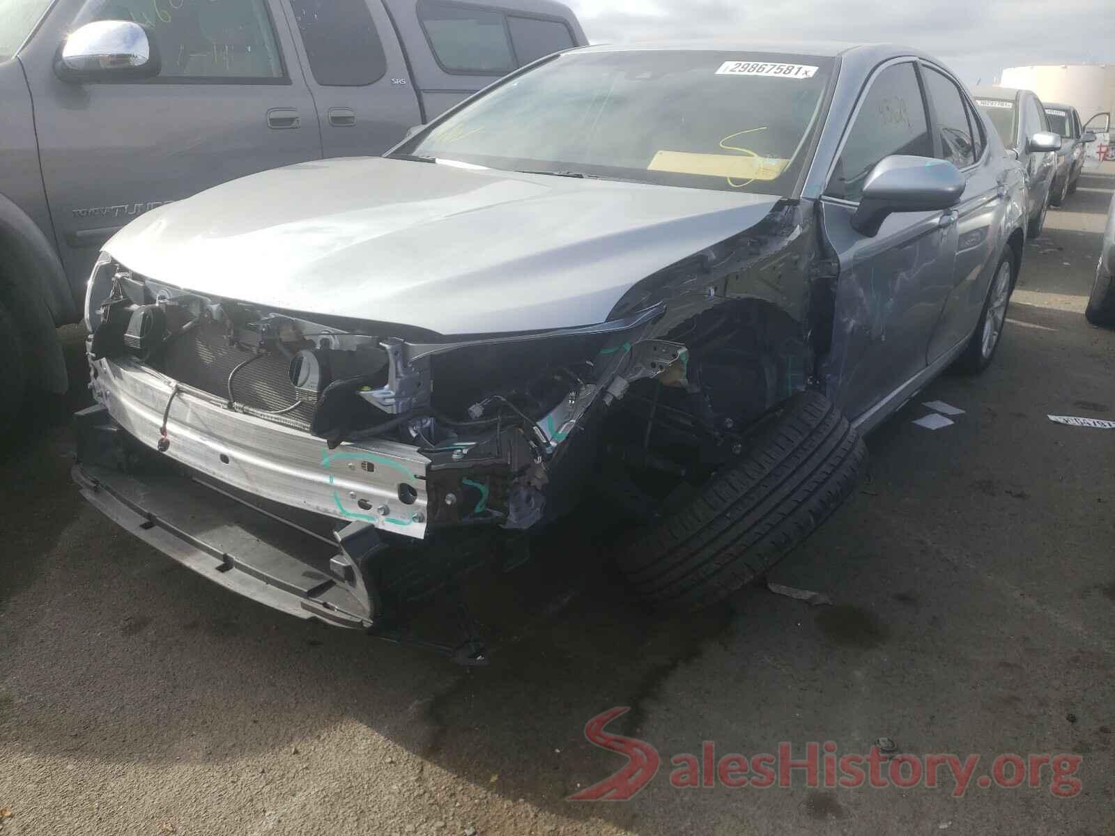 4T1B11HK5JU102403 2018 TOYOTA CAMRY