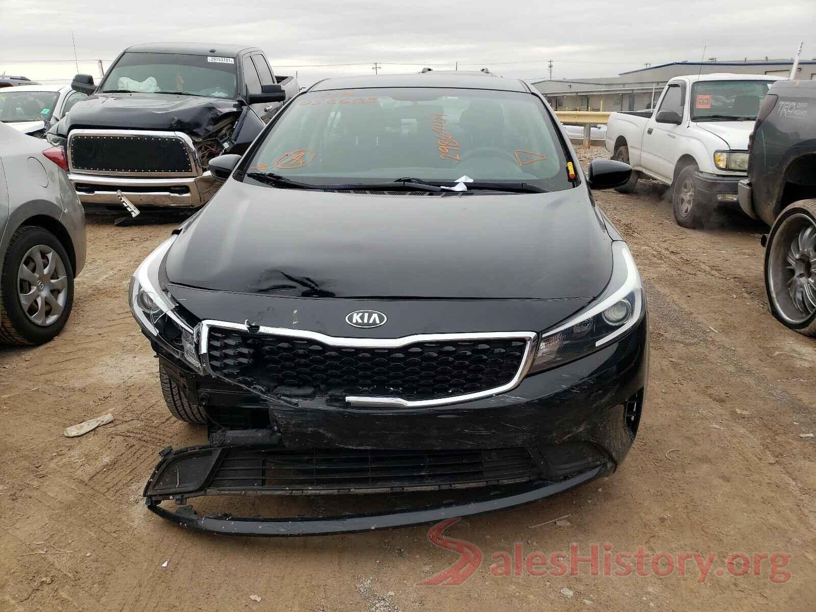 3KPFK4A7XHE052603 2017 KIA FORTE