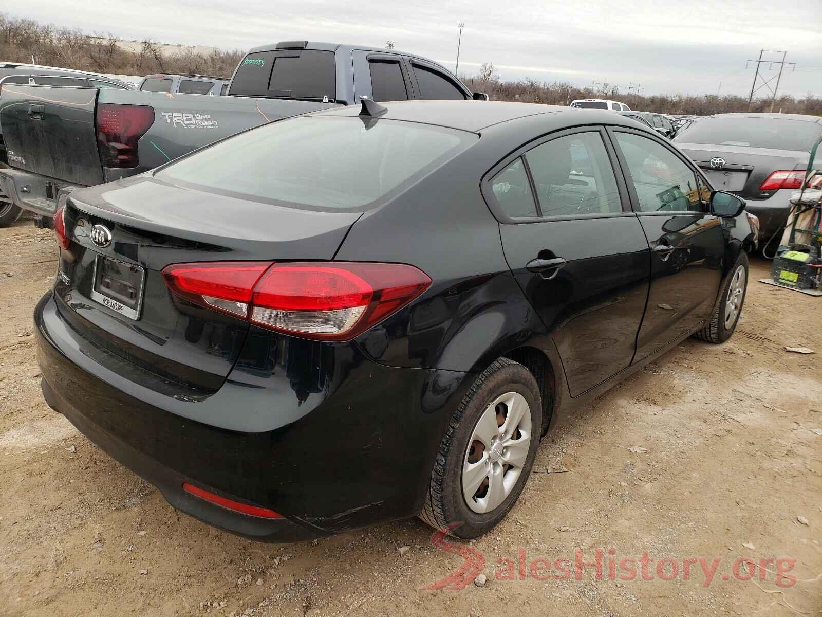 3KPFK4A7XHE052603 2017 KIA FORTE