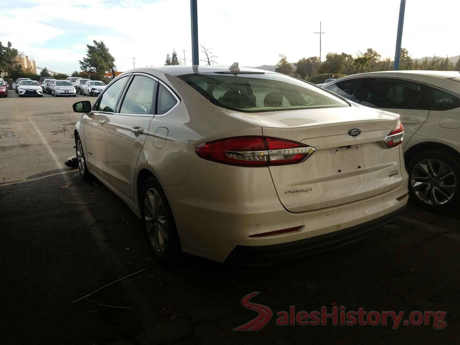 3FA6P0MU1KR221229 2019 FORD FUSION