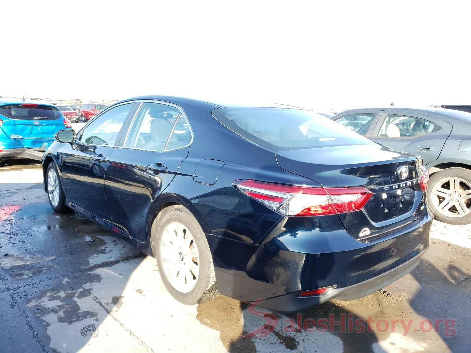 4T1B11HK9JU522858 2018 TOYOTA CAMRY