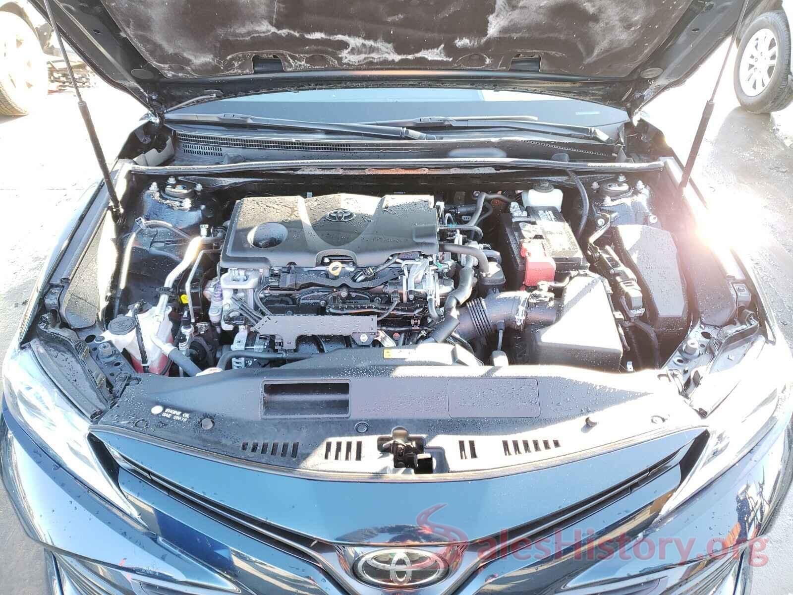 4T1B11HK9JU522858 2018 TOYOTA CAMRY