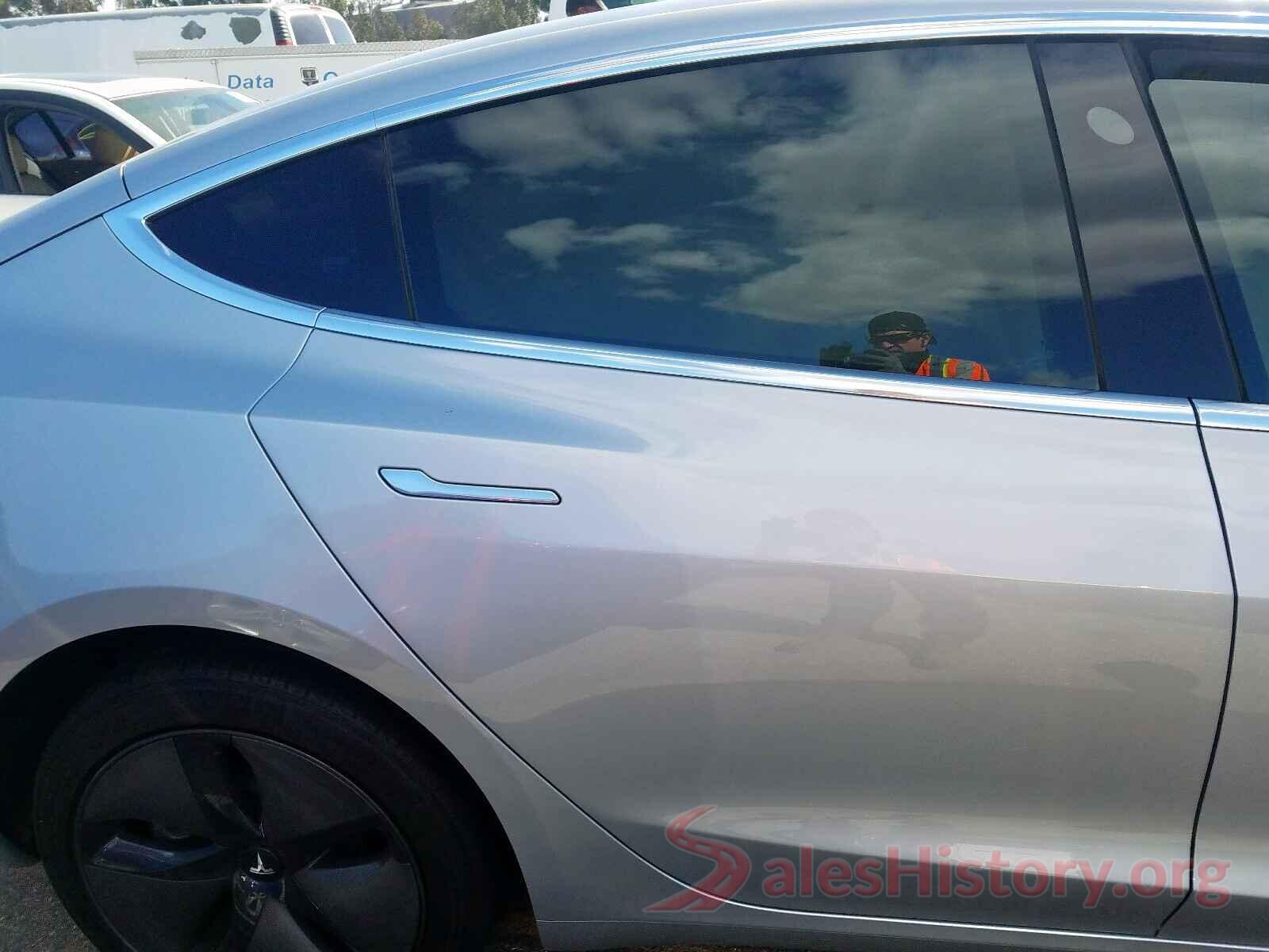 JTNKHMBX2L1075988 2018 TESLA MODEL 3