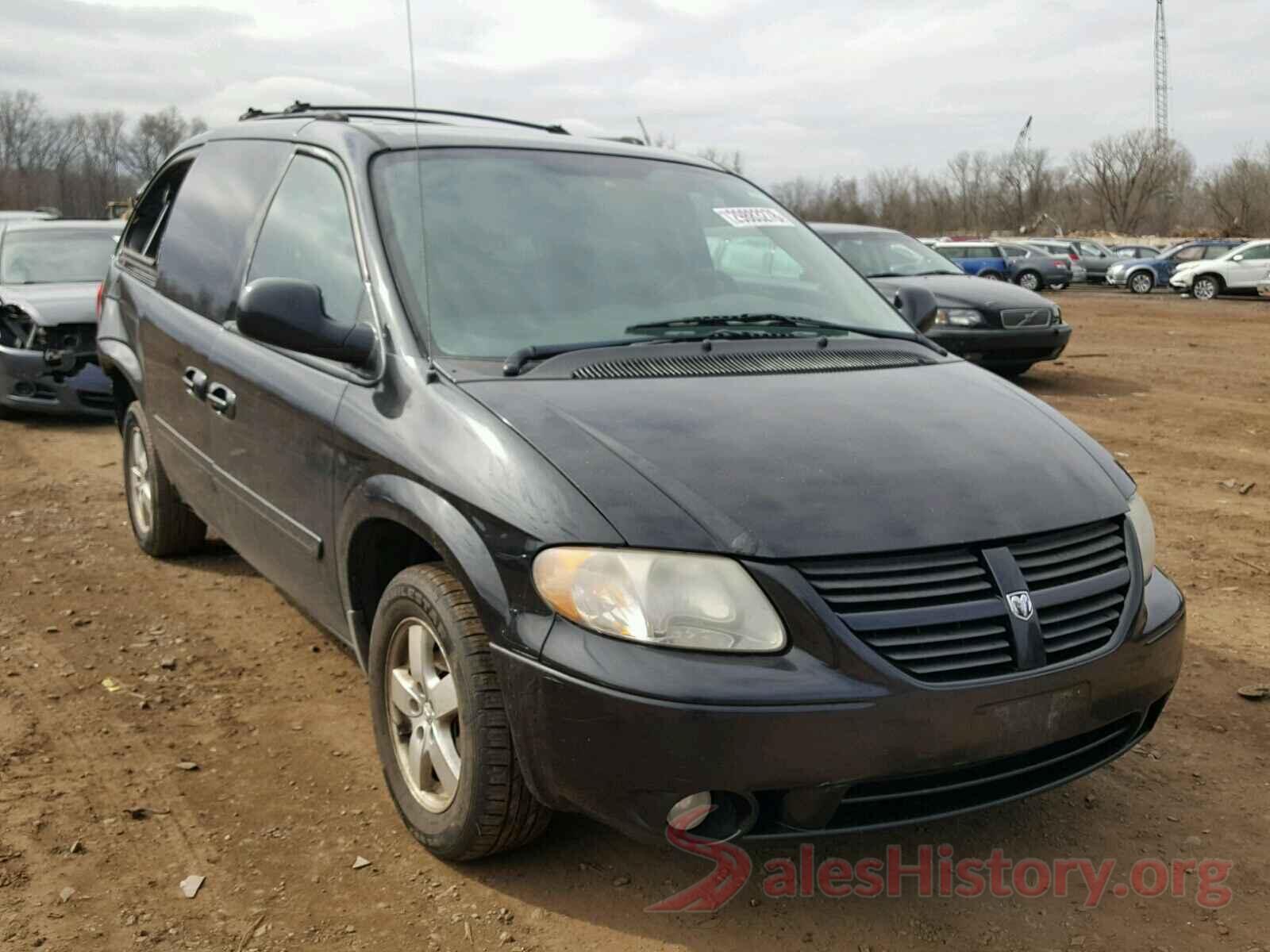 1C4PJLCB7JD588239 2005 DODGE CARAVAN