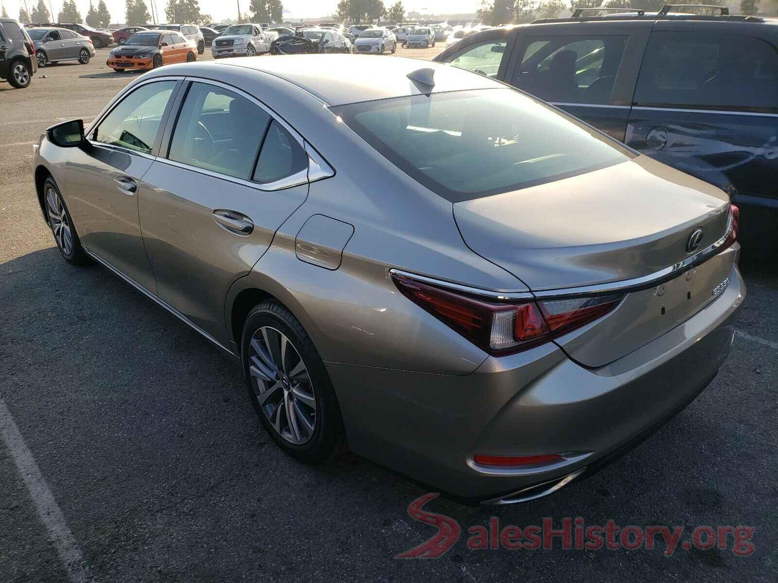 58ABZ1B1XKU026826 2019 LEXUS ES350