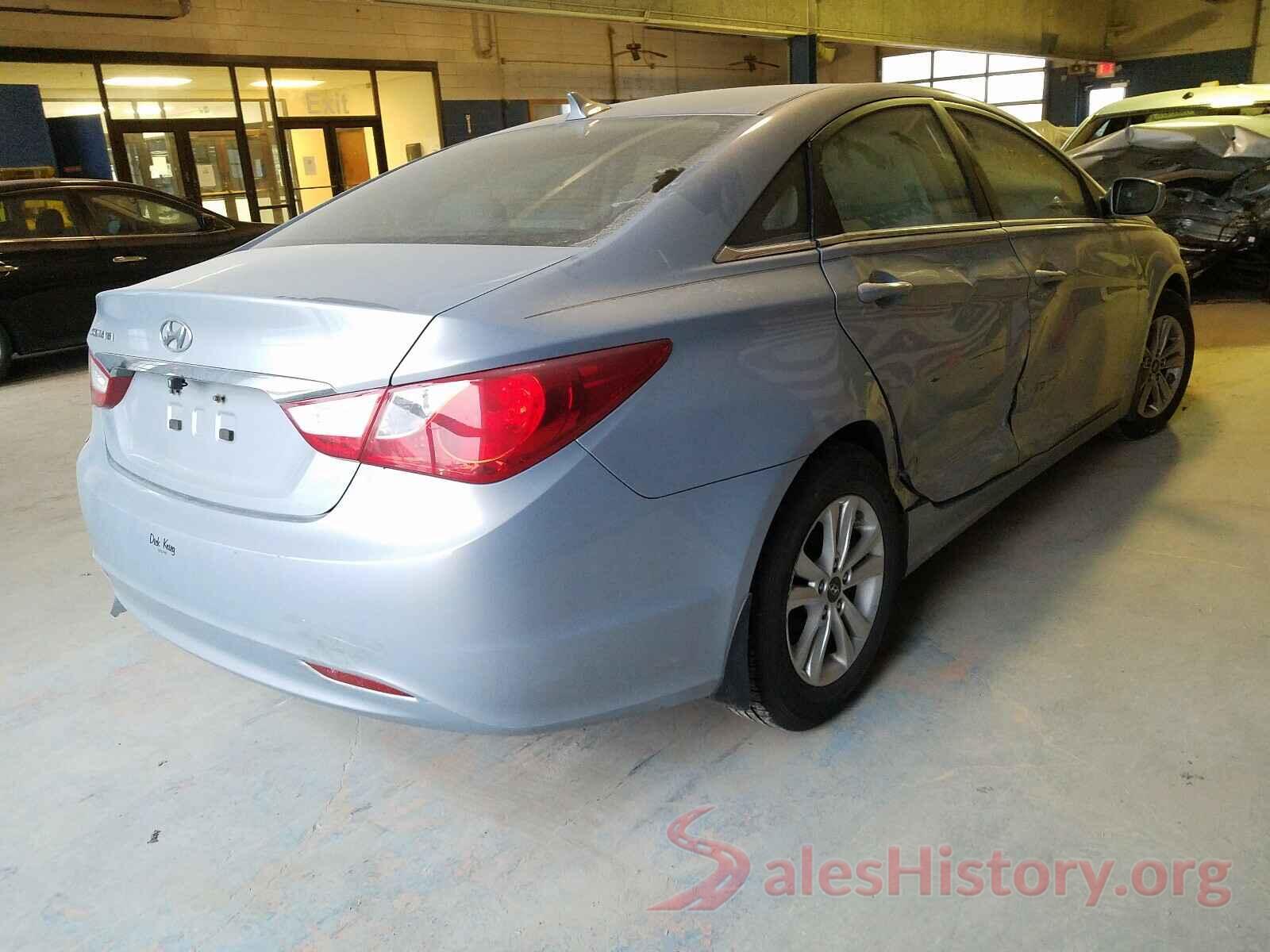 3MZBM1W76GM303831 2011 HYUNDAI SONATA