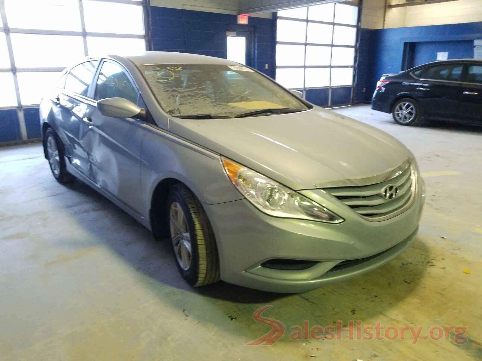 3MZBM1W76GM303831 2011 HYUNDAI SONATA