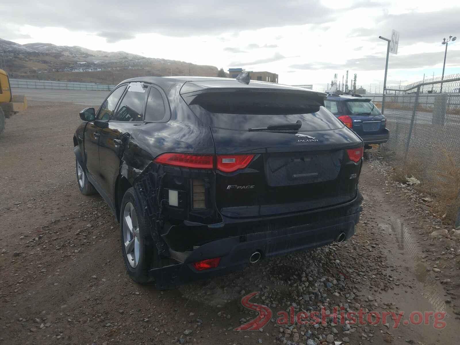 SADCJ2BV9HA058763 2017 JAGUAR F-PACE