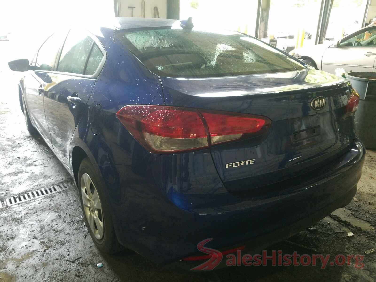 3KPFL4A77JE194958 2018 KIA FORTE