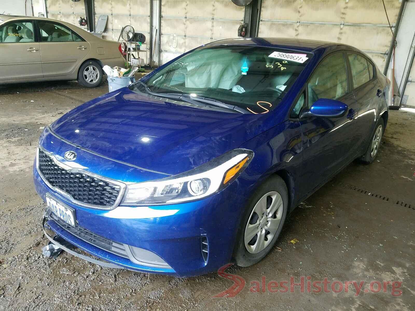 3KPFL4A77JE194958 2018 KIA FORTE