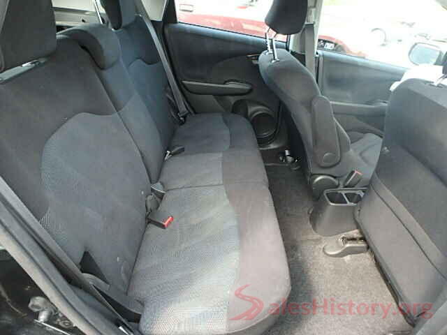 KMHD84LF1HU189811 2011 HONDA FIT