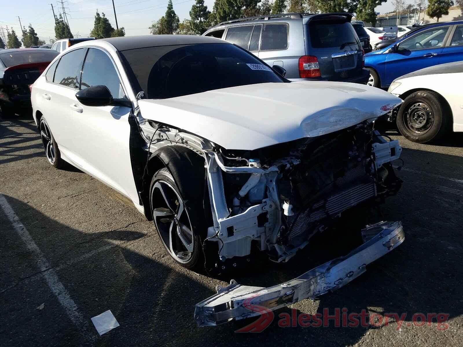 1HGCV1F3XKA161900 2019 HONDA ACCORD