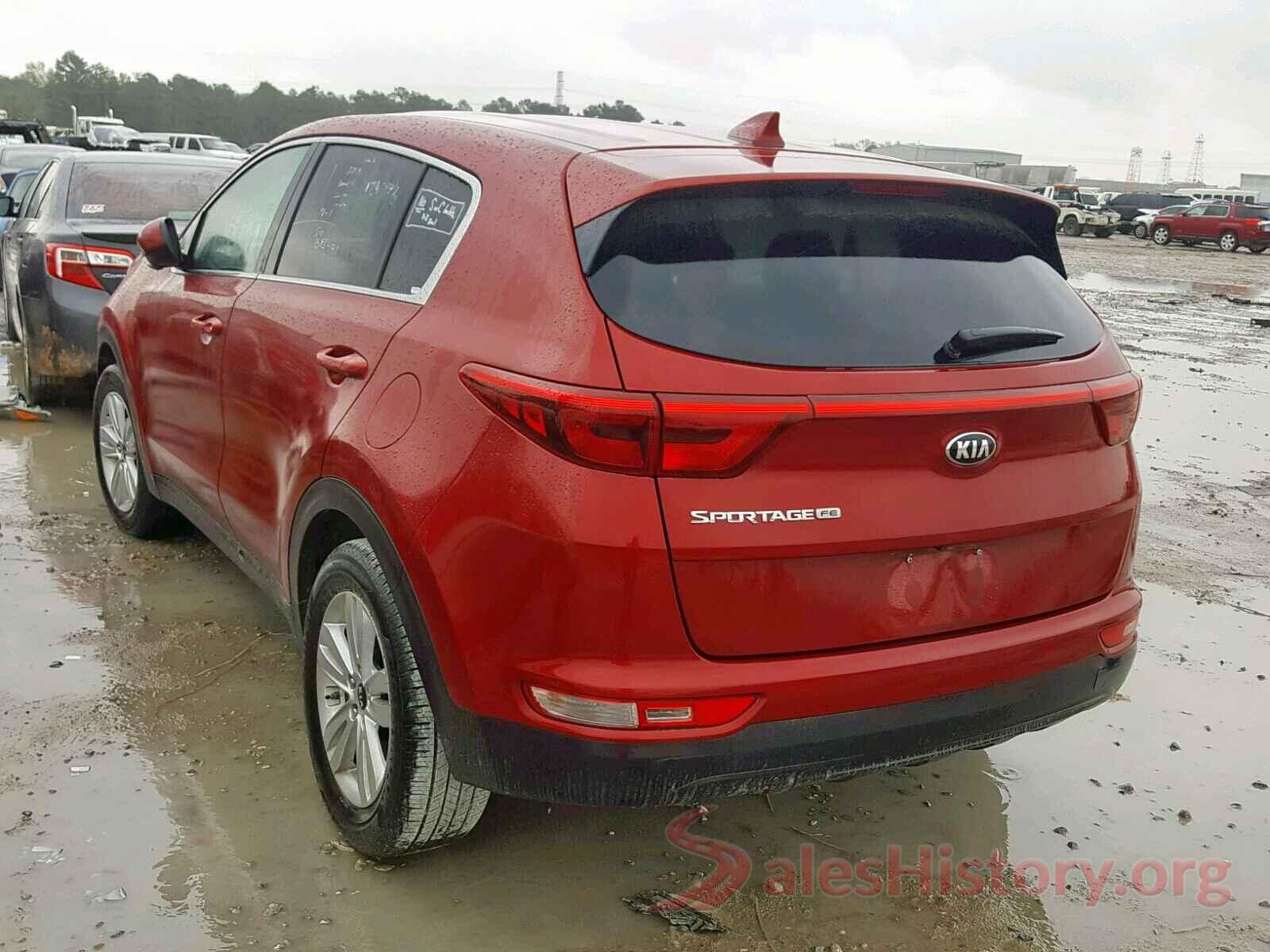 JTMRFREV7HJ708749 2018 KIA SPORTAGE L