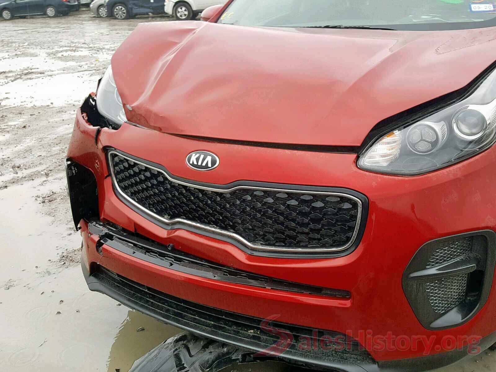 JTMRFREV7HJ708749 2018 KIA SPORTAGE L