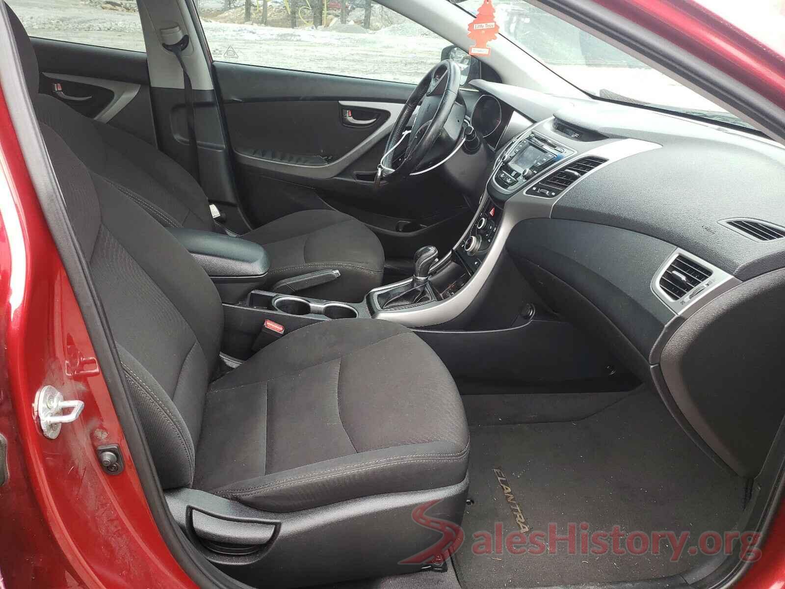 5NPDH4AE8GH736595 2016 HYUNDAI ELANTRA