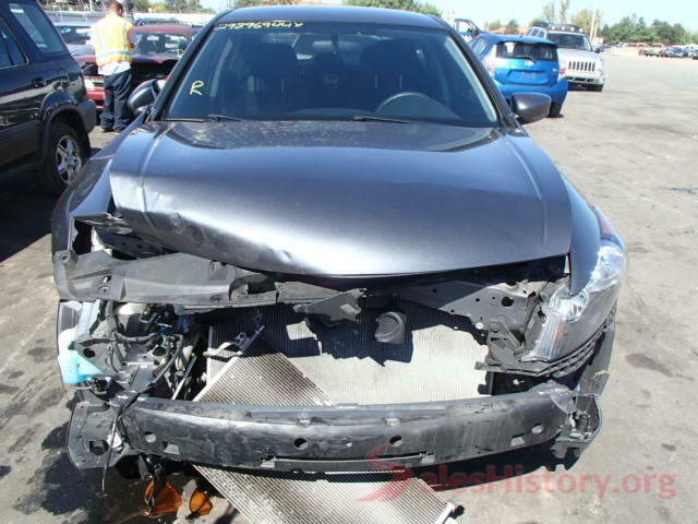 1HGCR2F33GA066709 2011 HONDA ACCORD