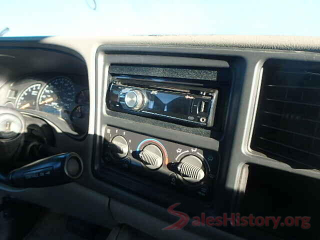 3C4NJDBB4JT302968 2001 GMC YUKON