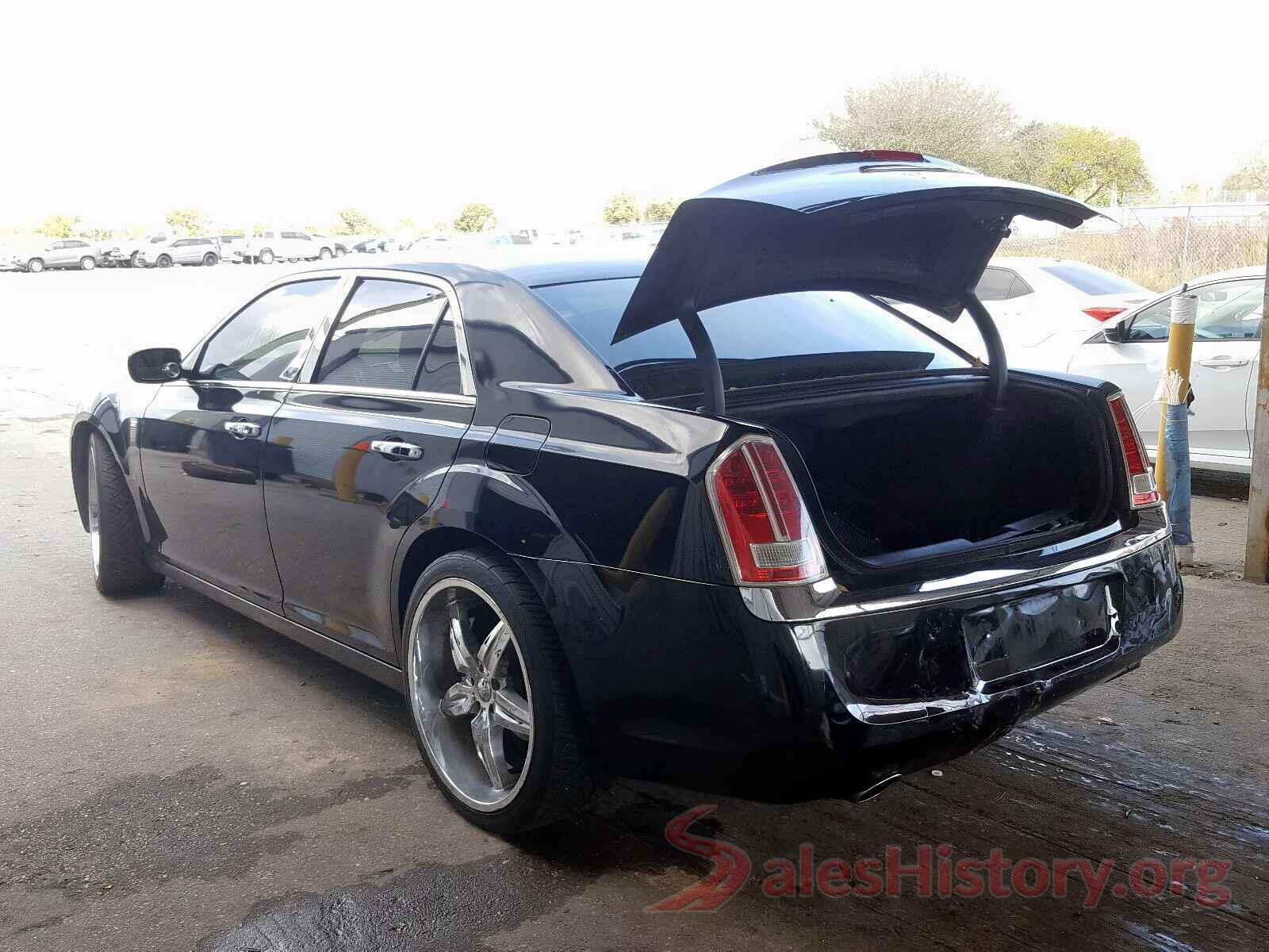 KMHD74LFXLU061546 2013 CHRYSLER 300