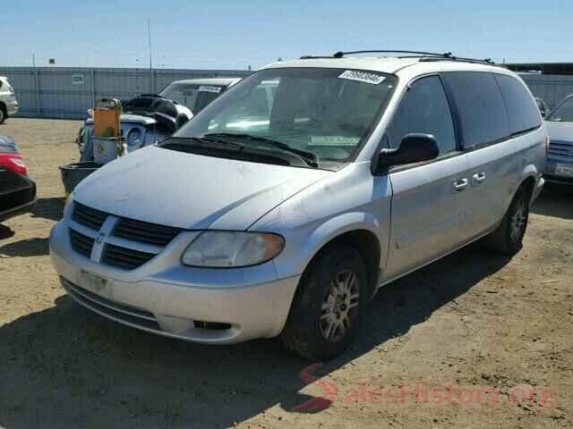 1HGCR2F3XHA175279 2005 DODGE CARAVAN