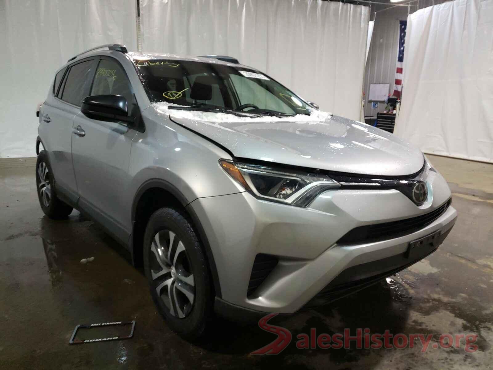 2T3BFREV0JW771491 2018 TOYOTA RAV4