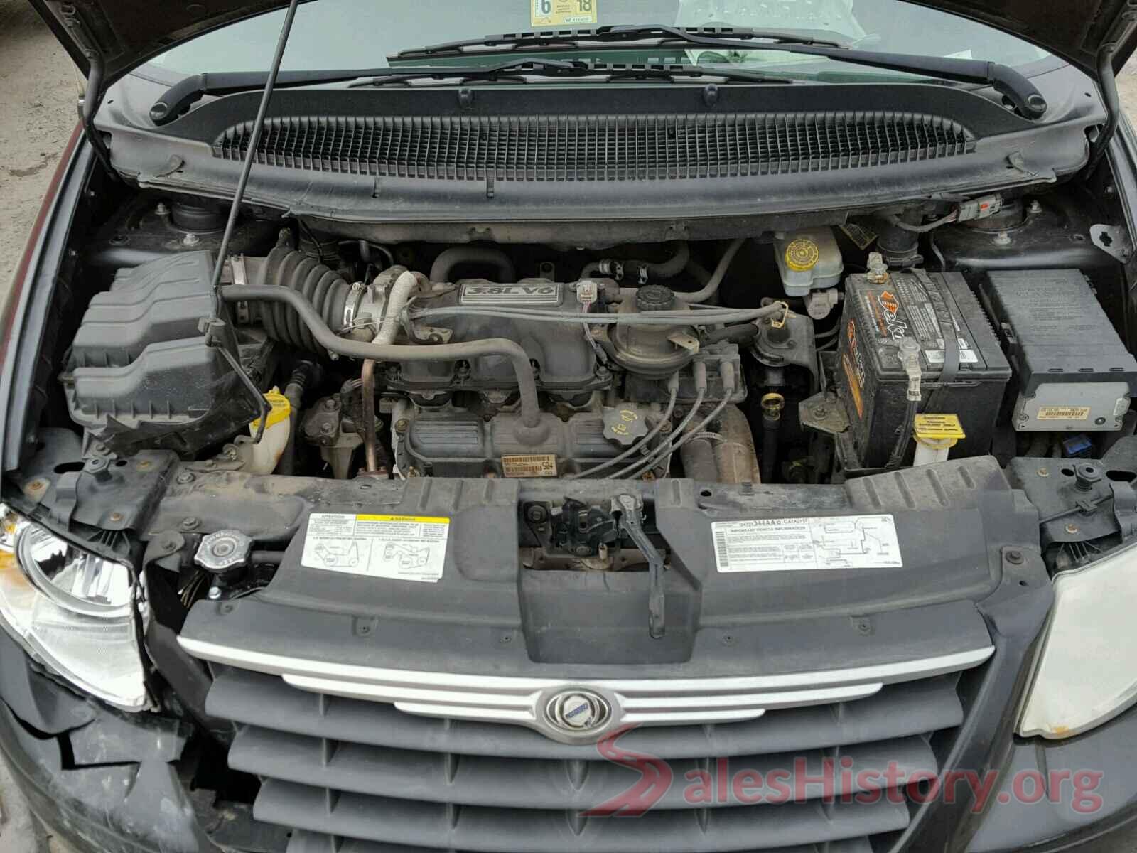 5XXGT4L33GG101058 2005 CHRYSLER MINIVAN