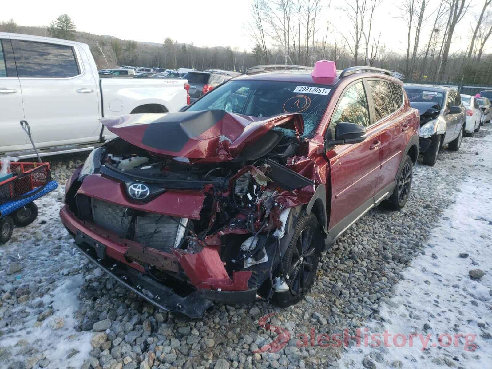 2T3RFREV6JW699355 2018 TOYOTA RAV4