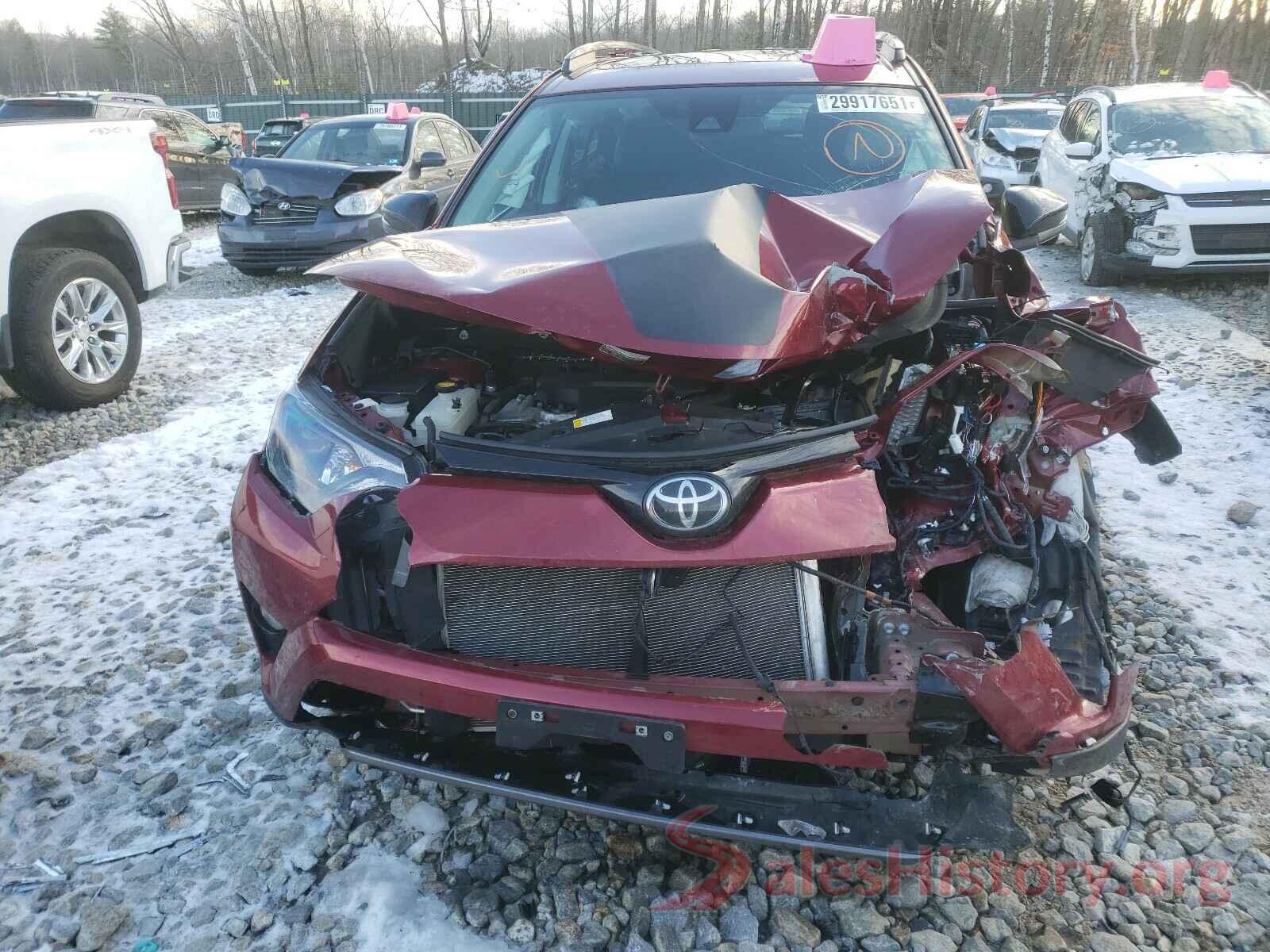 2T3RFREV6JW699355 2018 TOYOTA RAV4