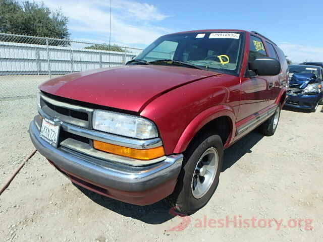 3FADP4EJ2JM103849 2000 CHEVROLET BLAZER