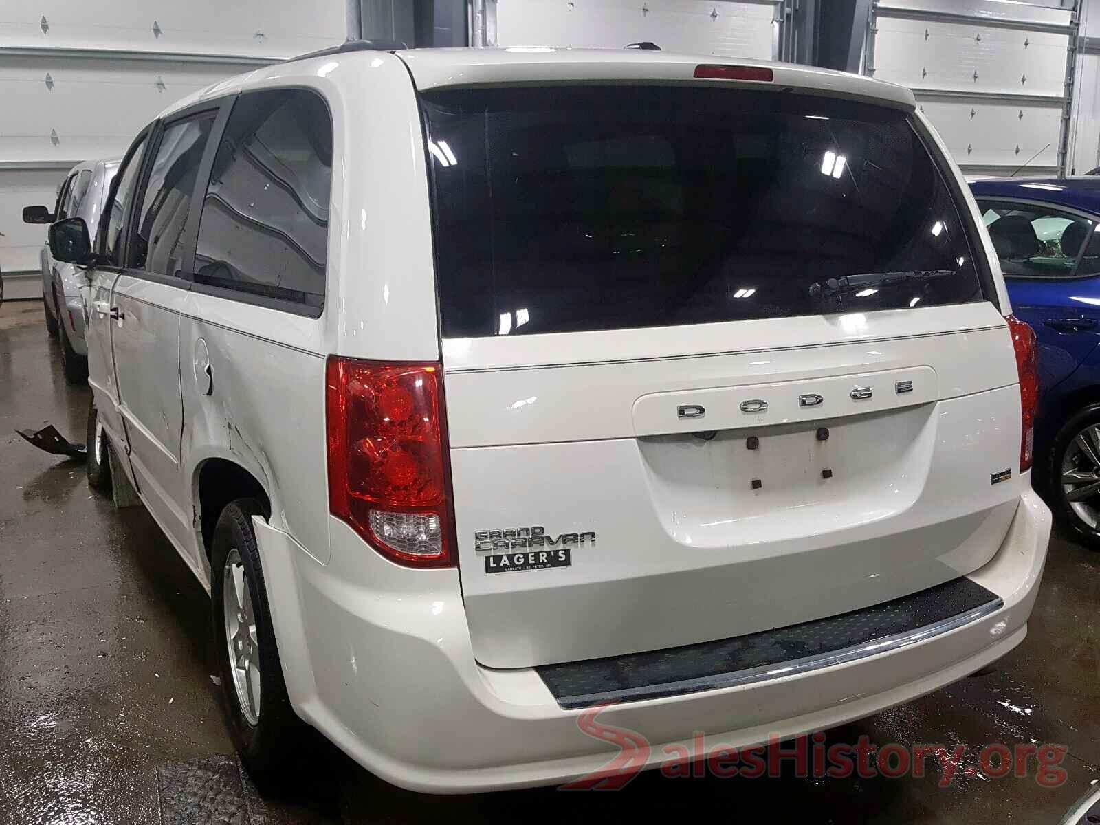 JF1VA2Z6XG9833015 2011 DODGE CARAVAN