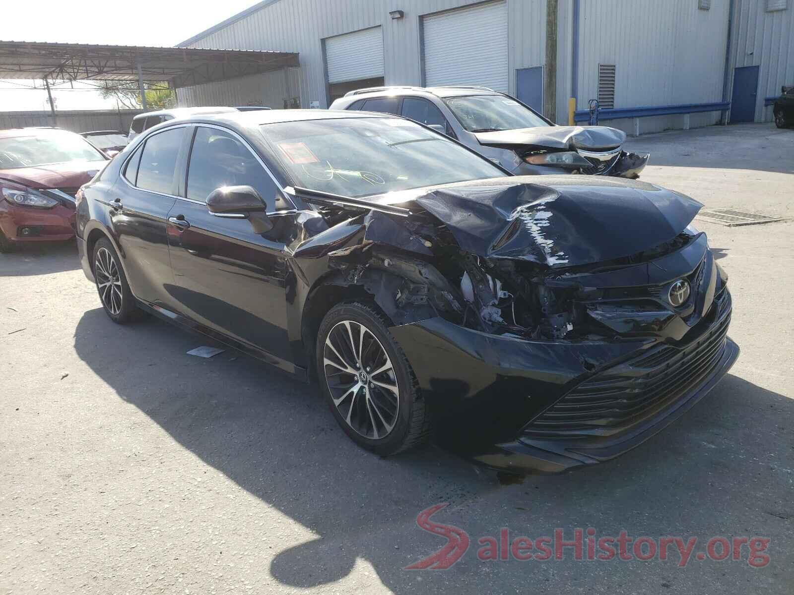 JTNB11HK2J3029142 2018 TOYOTA CAMRY