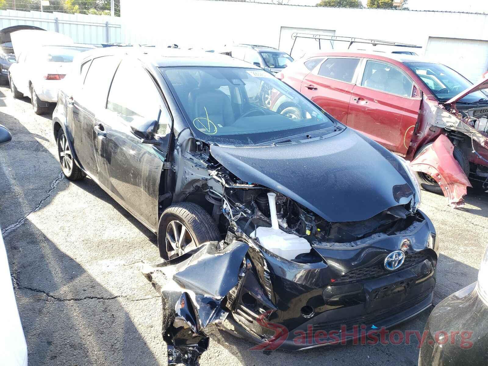 JTDKDTB39J1605801 2018 TOYOTA PRIUS