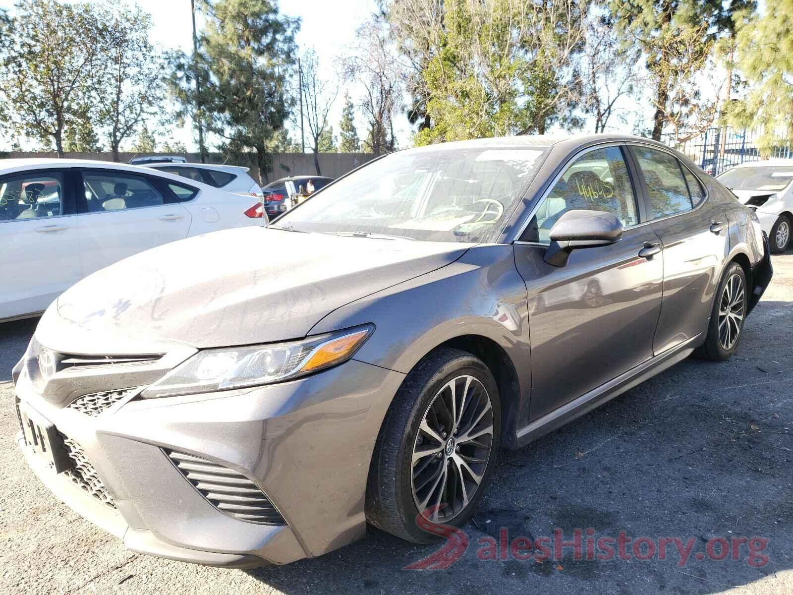 4T1B11HK1KU165001 2019 TOYOTA CAMRY