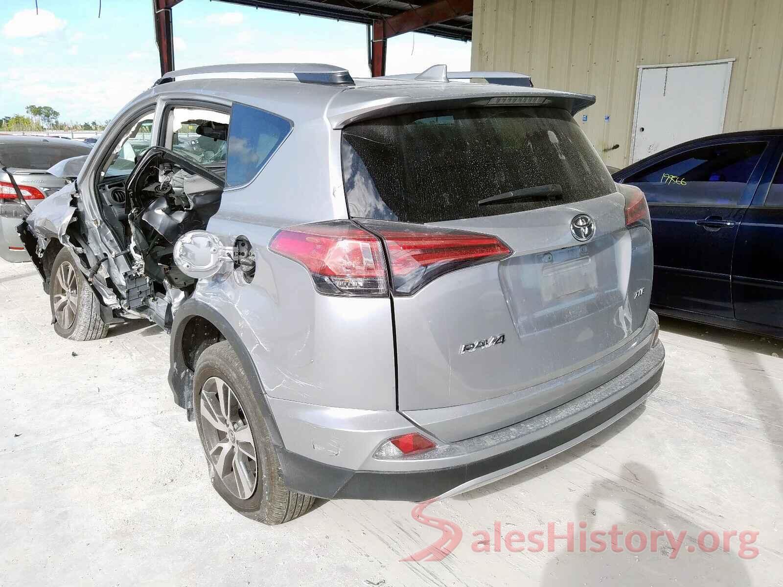 JTMWFREV0JD128282 2018 TOYOTA RAV4