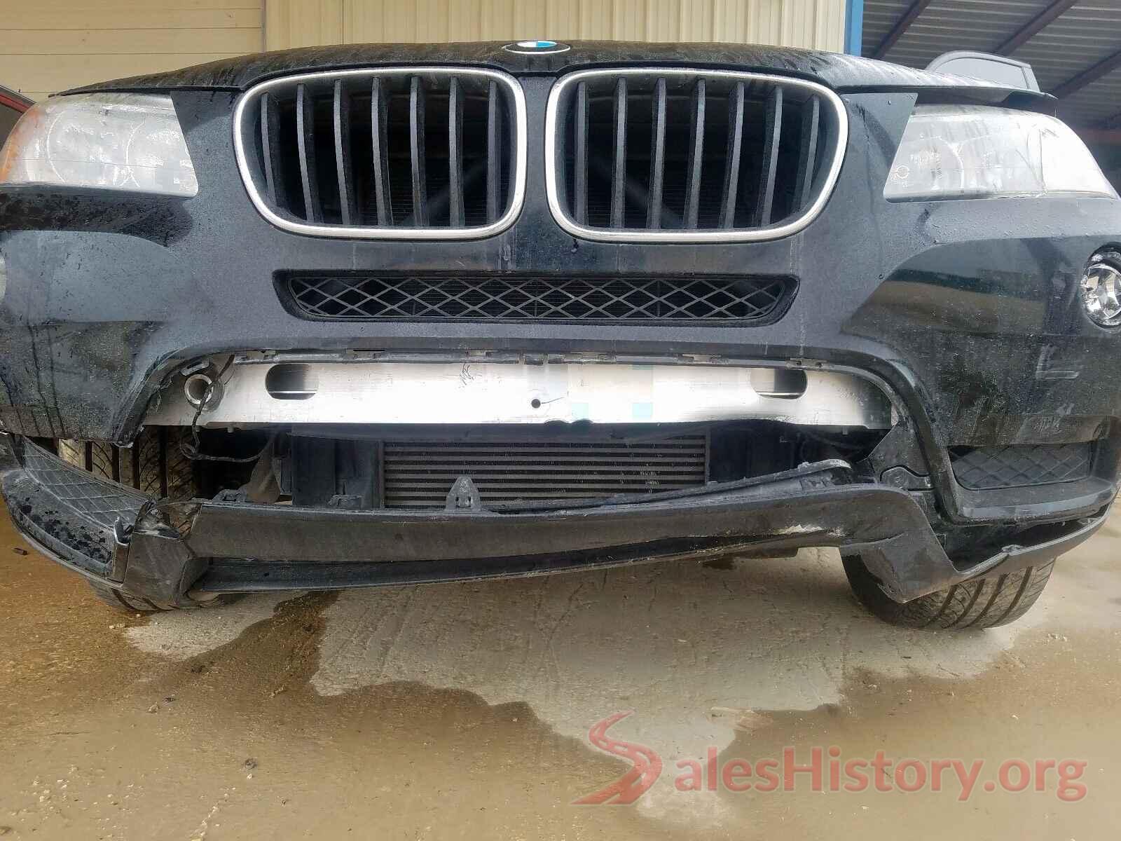 KNAE15LA6K6066585 2013 BMW X3