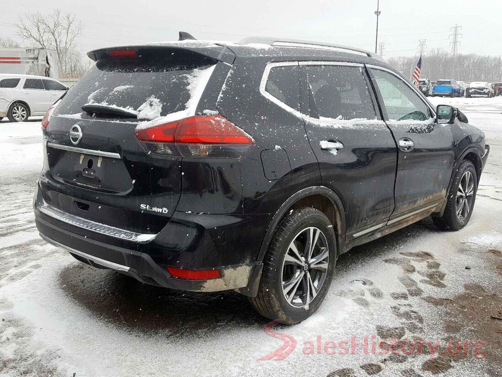 5N1AT2MV8HC869366 2017 NISSAN ROGUE