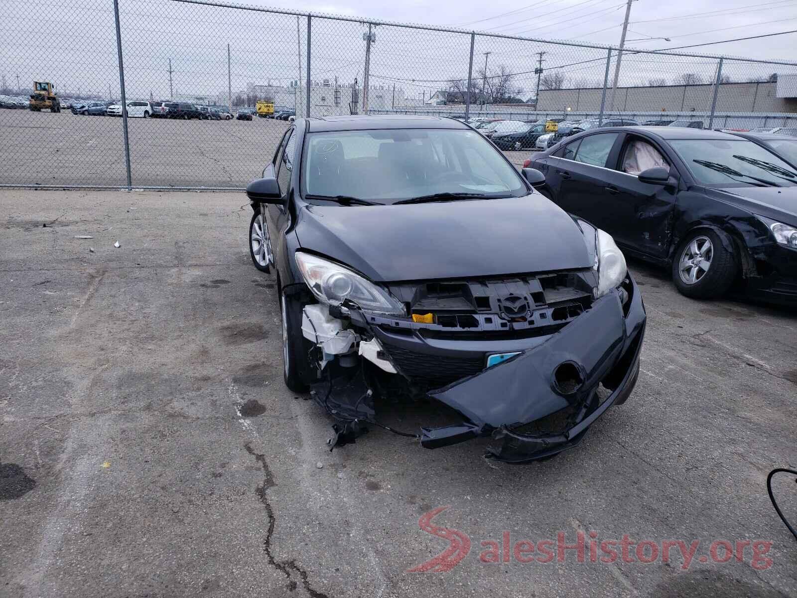 1N6BF0LY4JN808927 2011 MAZDA 3