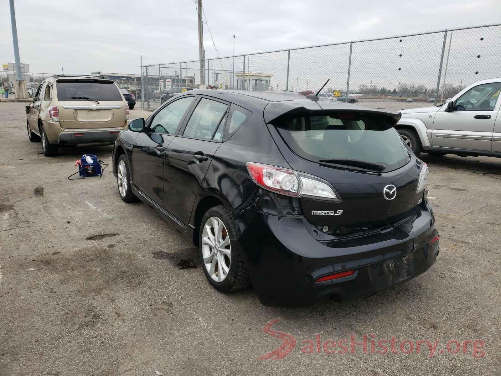 1N6BF0LY4JN808927 2011 MAZDA 3