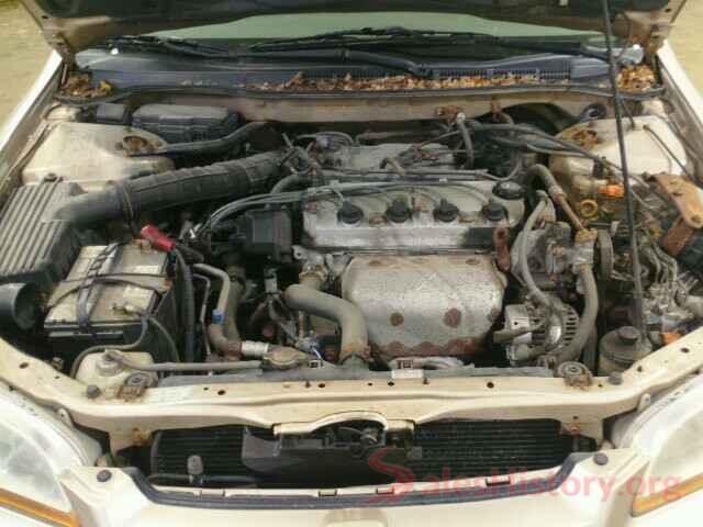 1HGCV2F32JA028861 2000 HONDA ACCORD